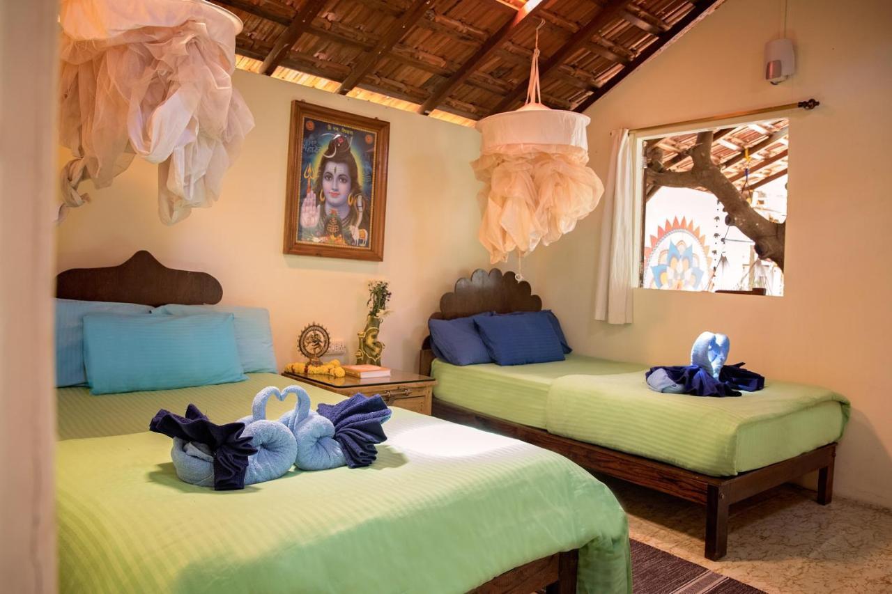 Kranti Yoga Tradition - Beach Resort Patnem Beach Exterior foto